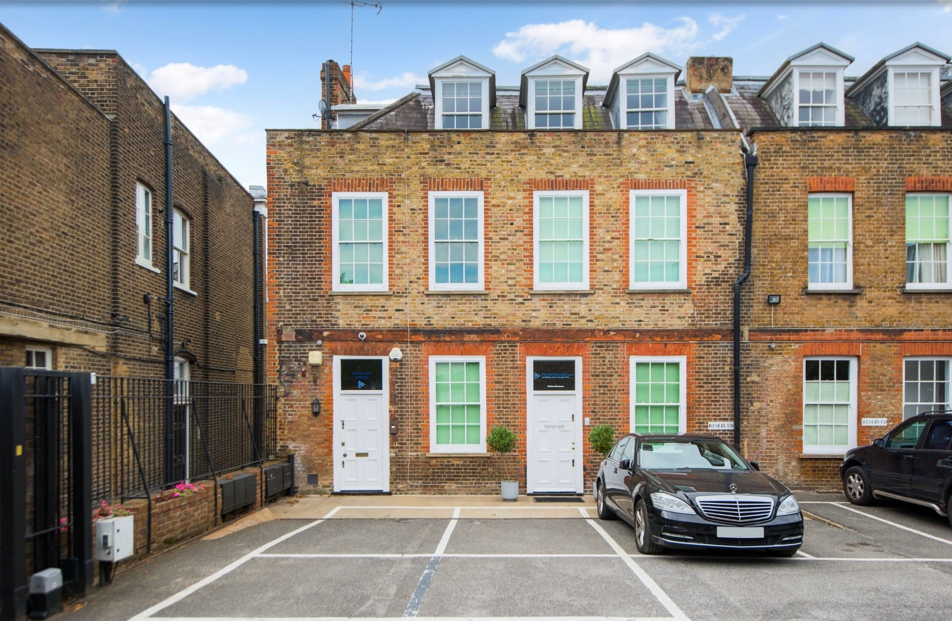 28-32 Holbrooke Pl, Richmond à louer Photo du bâtiment- Image 1 de 6