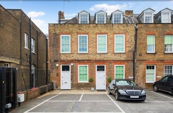 28-32 Holbrooke Pl, Richmond à louer Photo du bâtiment- Image 1 de 6