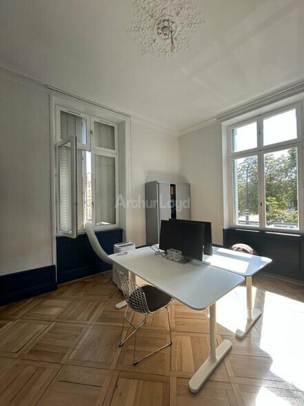 Office in Nancy for lease - Interior Photo - Image 3 of 9