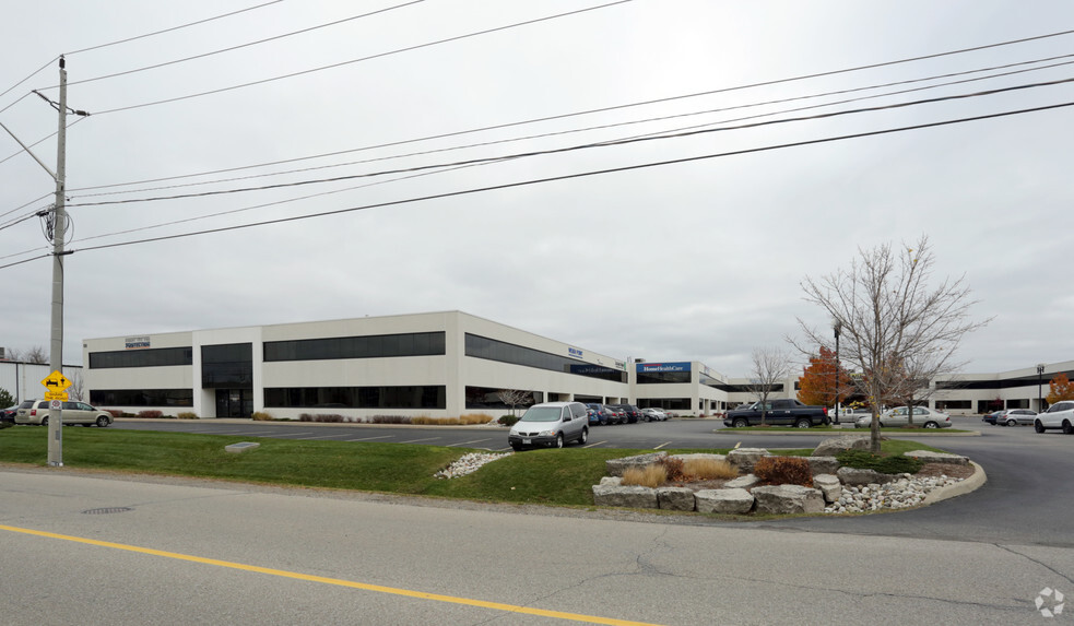 55 Fleming Dr, Cambridge, ON for lease - Building Photo - Image 2 of 14