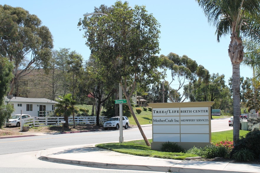 617 Saxony Pl, Encinitas, CA for lease - Building Photo - Image 3 of 4