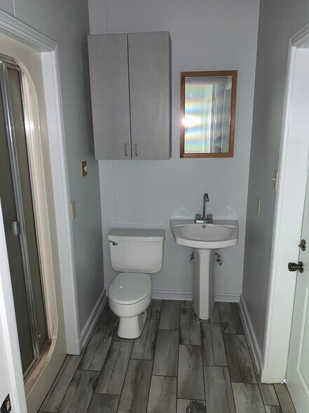 338 N University Dr, Nacogdoches, TX à louer - Photo intérieure - Image 2 de 7