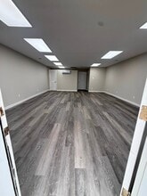 2419-2423 Pineview Dr, Lancaster, SC for lease Interior Photo- Image 2 of 4