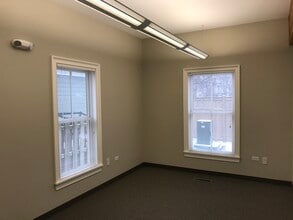 225 W Jefferson Ave, Naperville, IL for lease Interior Photo- Image 1 of 2