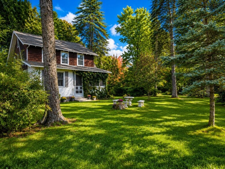 9 Spruce Dr, New City, NY for sale - Building Photo - Image 2 of 12