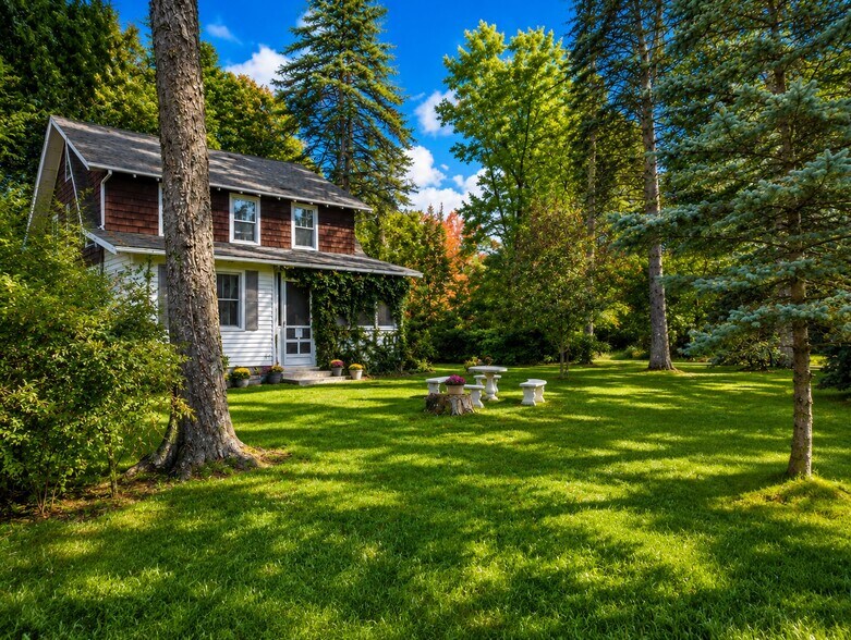 9 Spruce Dr, New City, NY à vendre - Photo du bâtiment - Image 2 de 12
