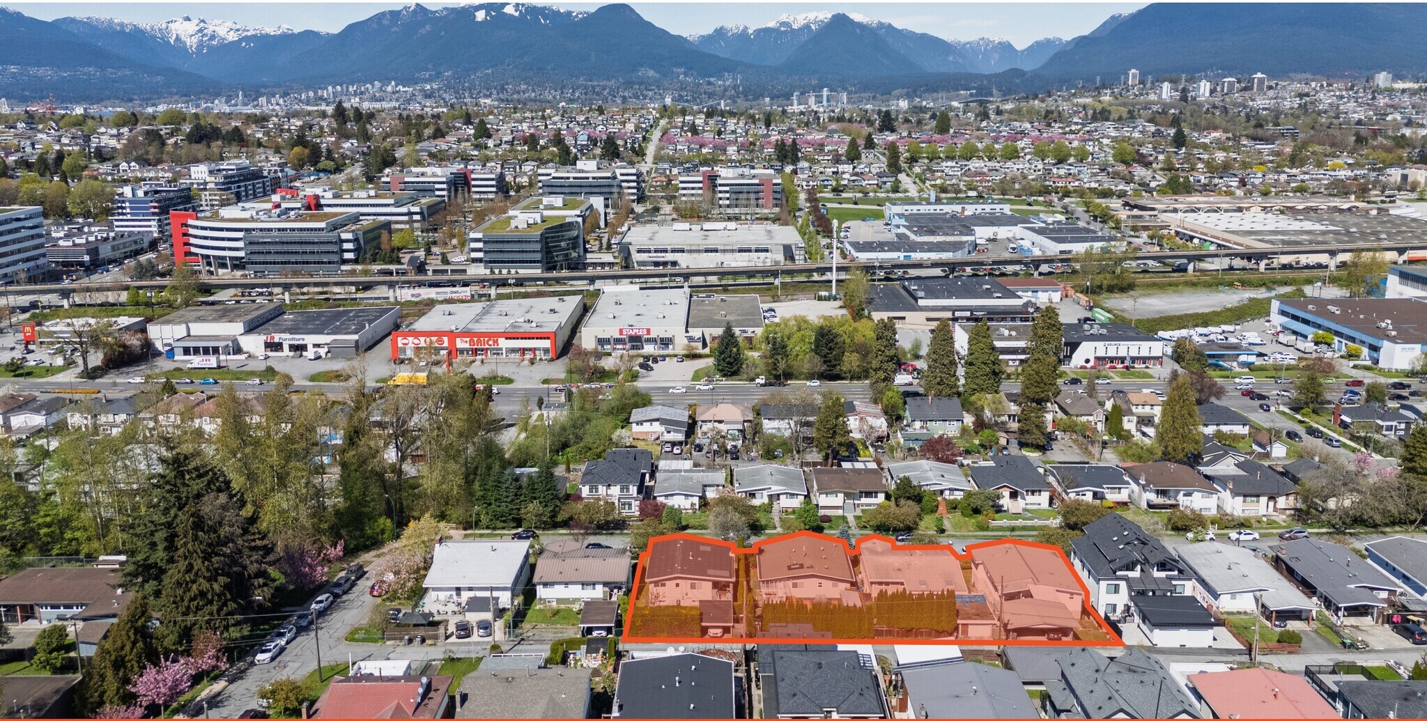 3014-3054 14th Ave E, Vancouver, BC à vendre Photo du bâtiment- Image 1 de 5