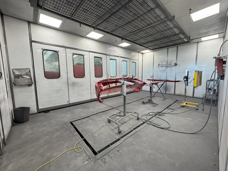 767 Smithtown Byp, Smithtown, NY for sale - Building Photo - Image 2 of 9