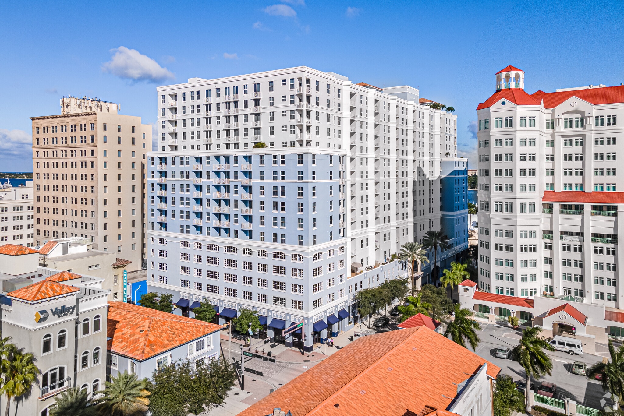 255 Evernia St, West Palm Beach, FL for lease Primary Photo- Image 1 of 66