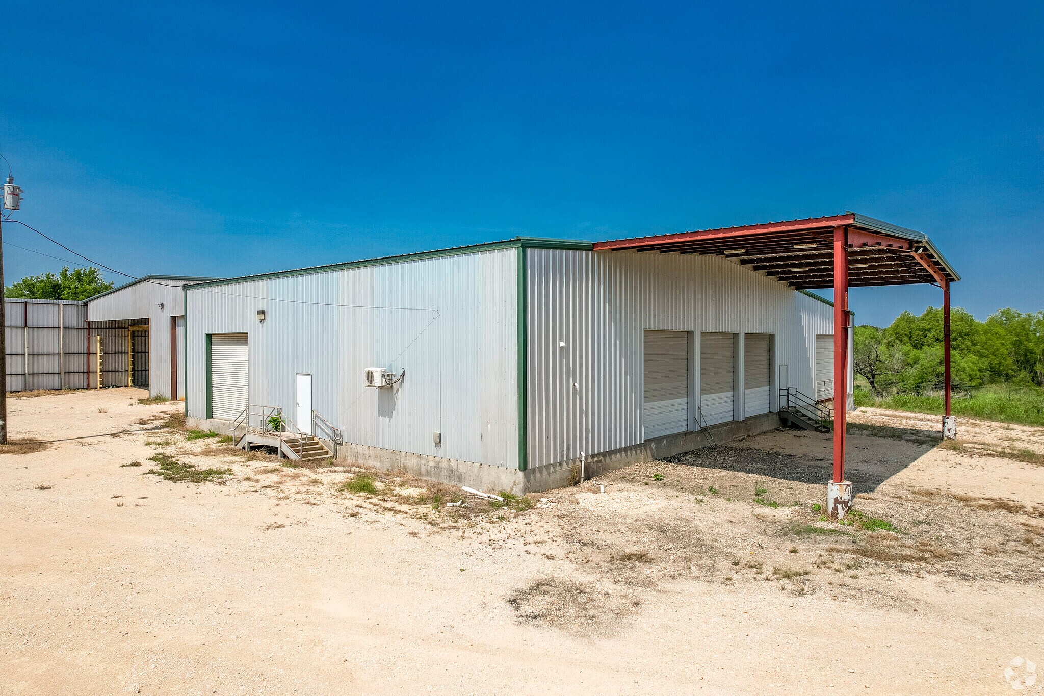 8593 FM 1101, Seguin, TX à louer Photo du bâtiment- Image 1 de 5