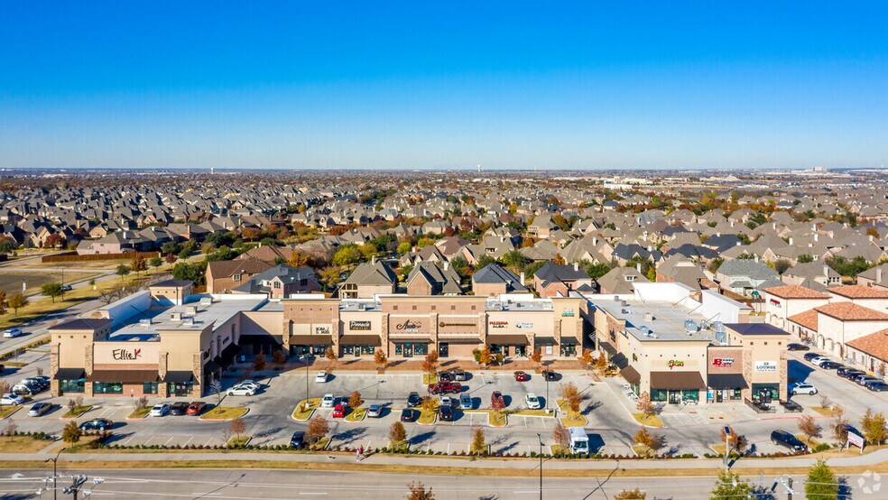 2552 Stonebrook Pky, Frisco, TX à louer - Photo du bâtiment - Image 2 de 5