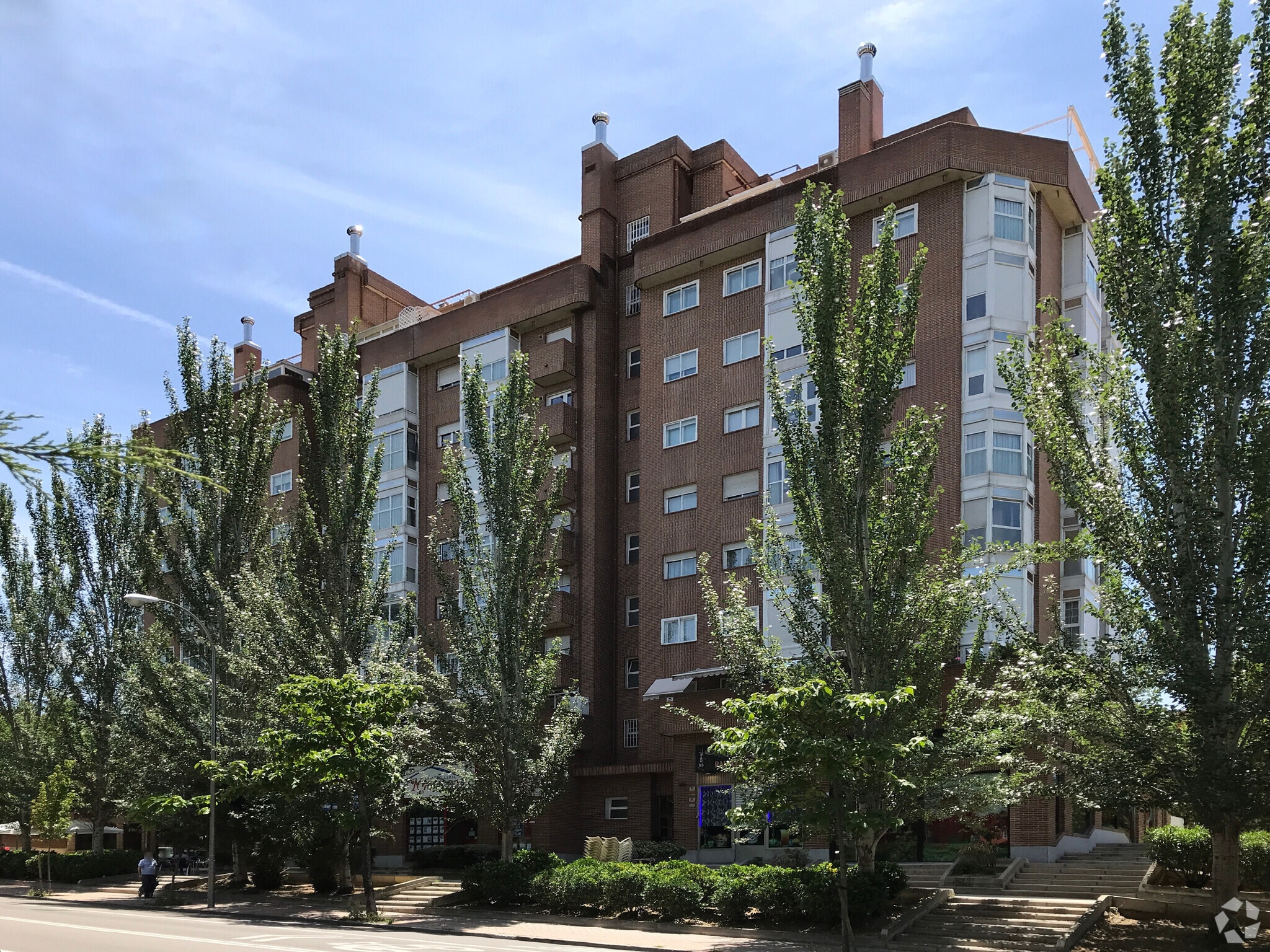 Avenida de la Albufera, 222, Madrid, Madrid for sale Primary Photo- Image 1 of 3