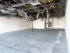 815-855 E Twain Ave, Las Vegas, NV for lease Interior Photo- Image 1 of 5