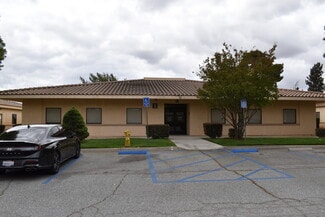 Plus de détails pour 264 N Highland Springs Ave, Banning, CA - Bureau à louer