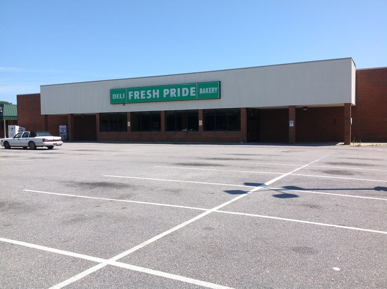 2611-2625 Charles M Lankford Jr Mem Hwy, Exmore, VA for lease - Primary Photo - Image 1 of 3