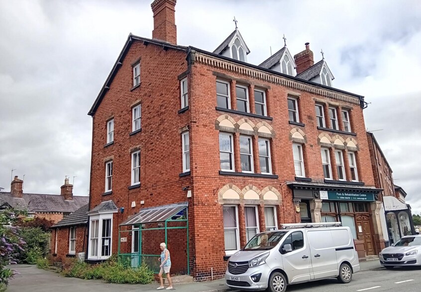 13-17 Oswald Rd, Oswestry for sale - Building Photo - Image 1 of 1