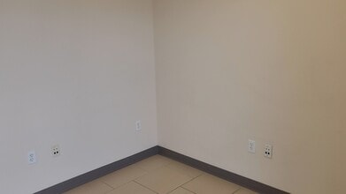 8690 S Maryland Pky, Las Vegas, NV for lease - Commercial Listing Video