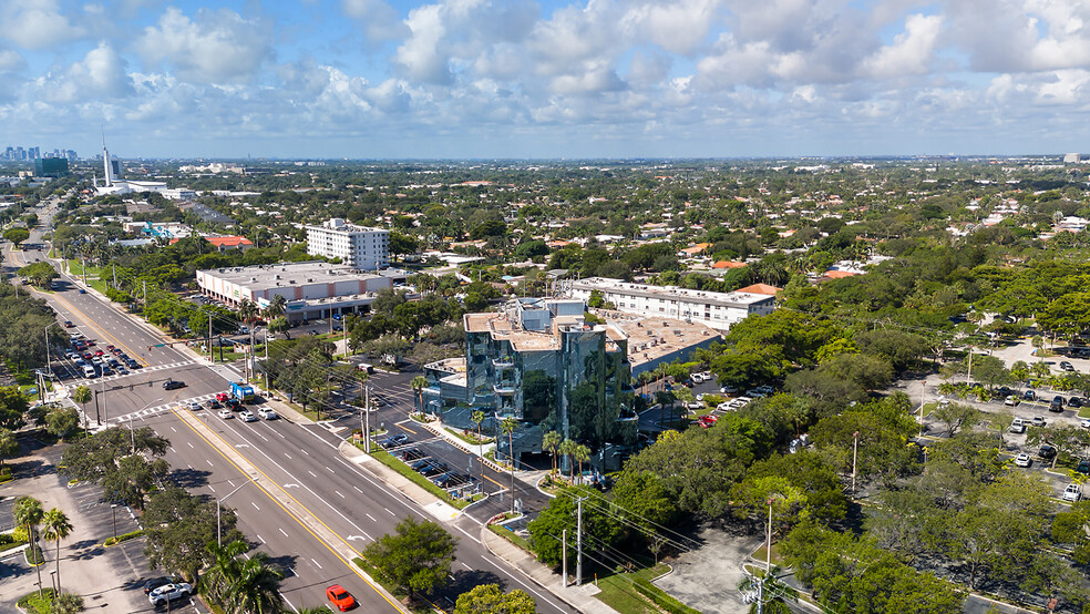 6245 N Federal Hwy, Fort Lauderdale, FL for lease - Aerial - Image 3 of 4