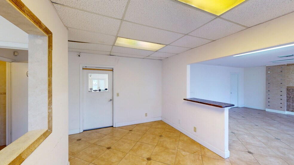 3825 Investment Ln, West Palm Beach, FL à louer - Numérisation 3D de Matterport - Image 2 de 22