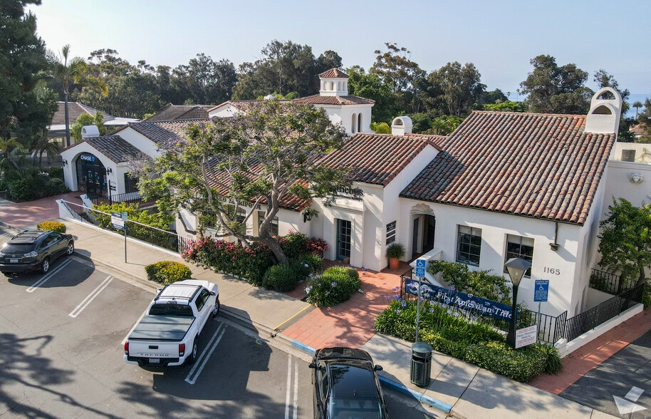 1165 Coast Village Rd, Montecito, CA for lease - Building Photo - Image 1 of 6