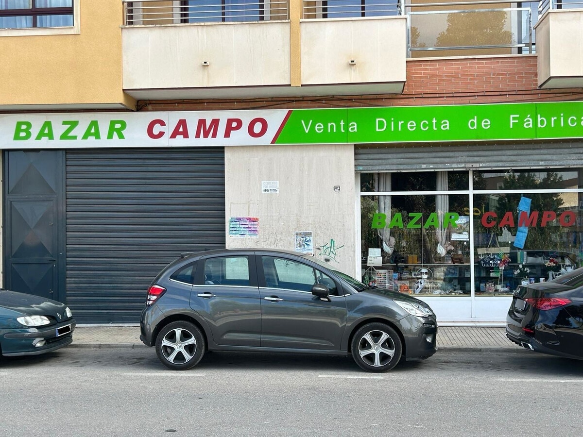 Aspe, ALI 03680 - Unit 1 - - Interior Photo - Image 1 of 4