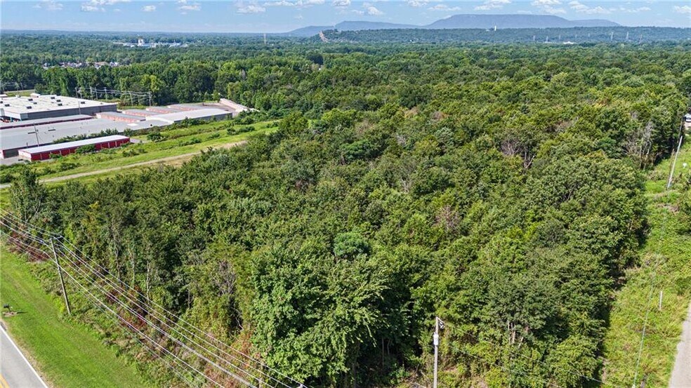 Skyline Dr, Russellville, AR à vendre - Aérien - Image 1 de 15