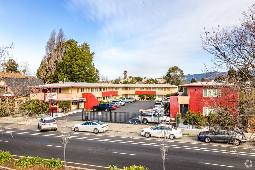 444 W MacArthur Blvd, Oakland, CA à vendre - Photo du bâtiment - Image 2 de 5