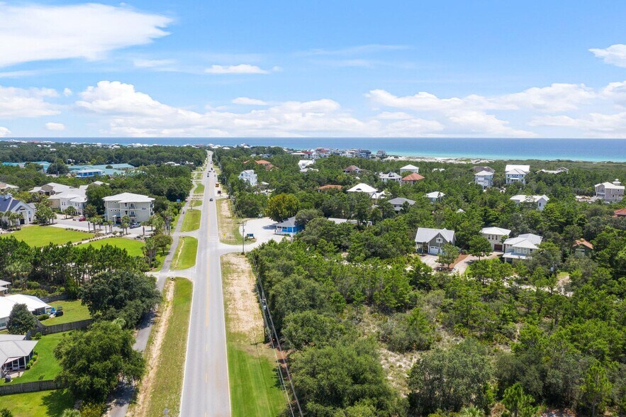 20 Topsail Village Drive, Santa Rosa Beach, FL à vendre - Photo du bâtiment - Image 3 de 14