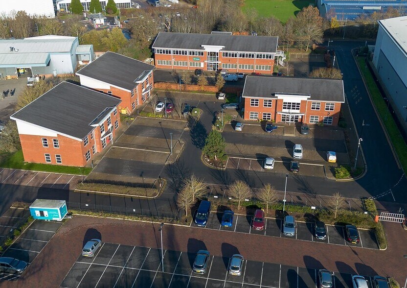 Wainwright Rd, Worcester à louer - Photo du bâtiment - Image 3 de 71