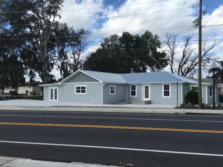 601 Webster St, Wildwood, FL à louer - Photo du bâtiment - Image 3 de 5