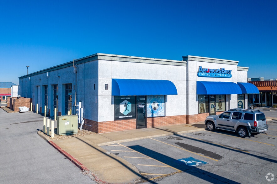 13900 E 40 Hwy, Independence, MO à vendre - Photo du bâtiment - Image 3 de 6