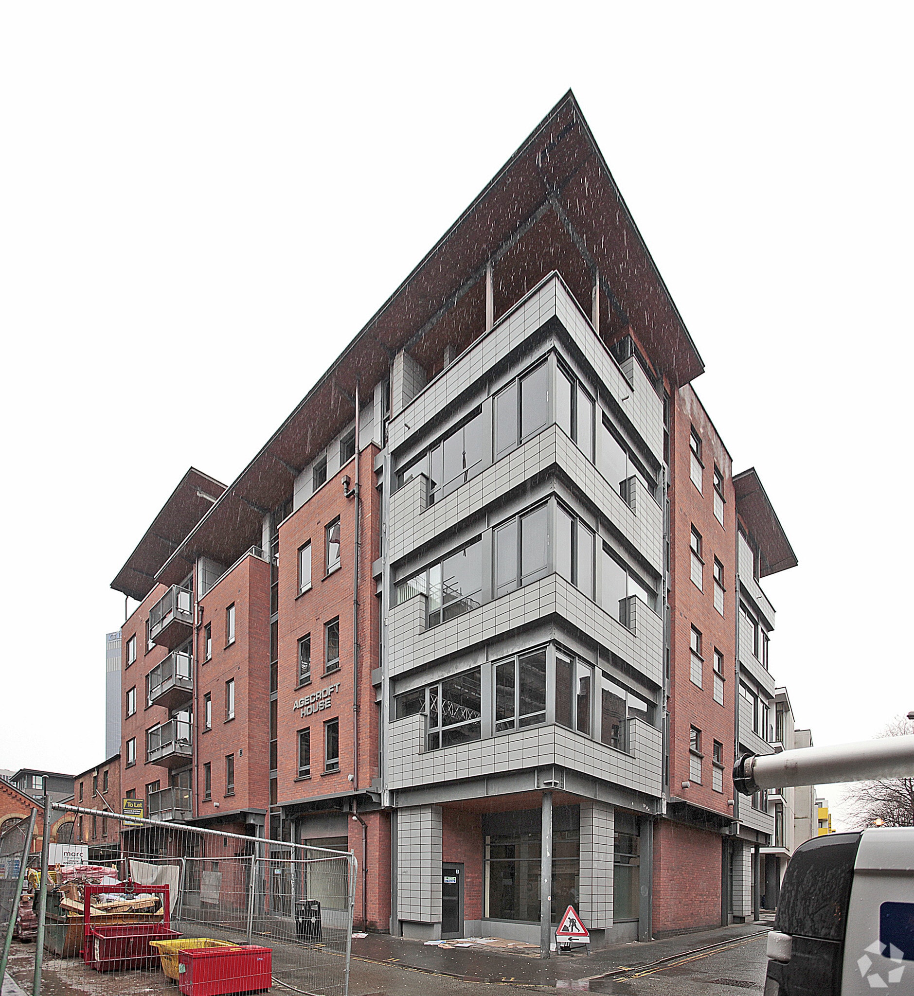 23-37 Edge St, Manchester for lease Primary Photo- Image 1 of 3