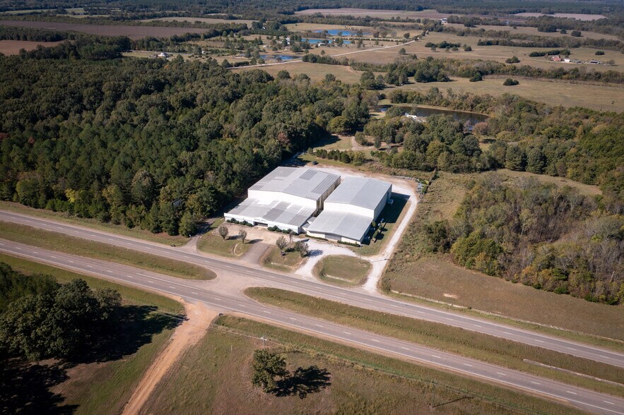 1025 US 45, Starkville, MS à louer - Photo du bâtiment - Image 2 de 20