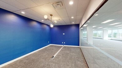 1400 Blair Towers Pl, Ottawa, ON à louer Photo intérieure- Image 2 de 6