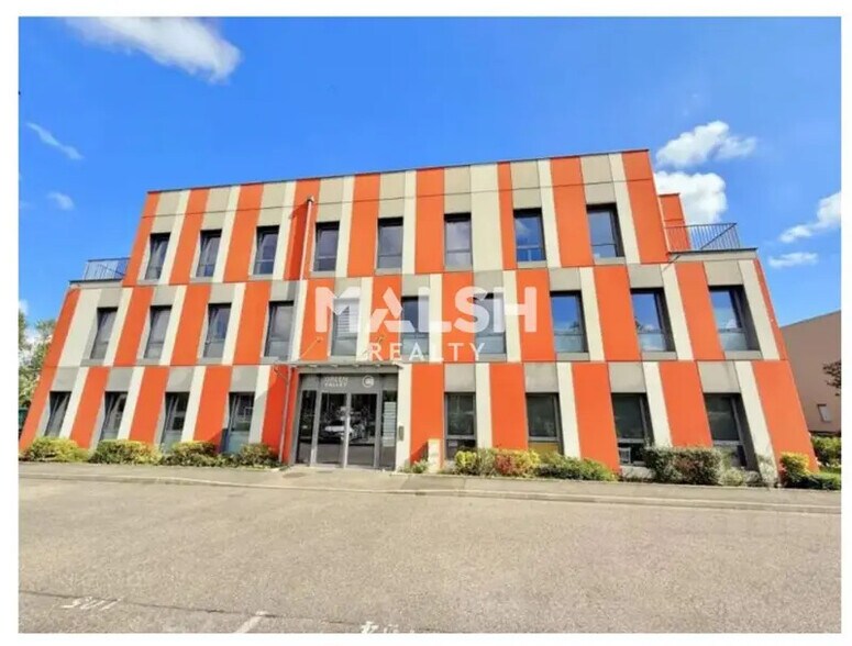 Bureau dans Francheville à vendre - Photo du bâtiment - Image 2 de 15