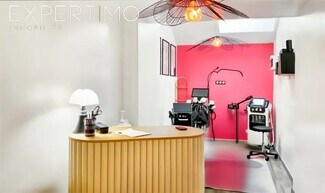 Plus de détails pour Local d'activités à louer