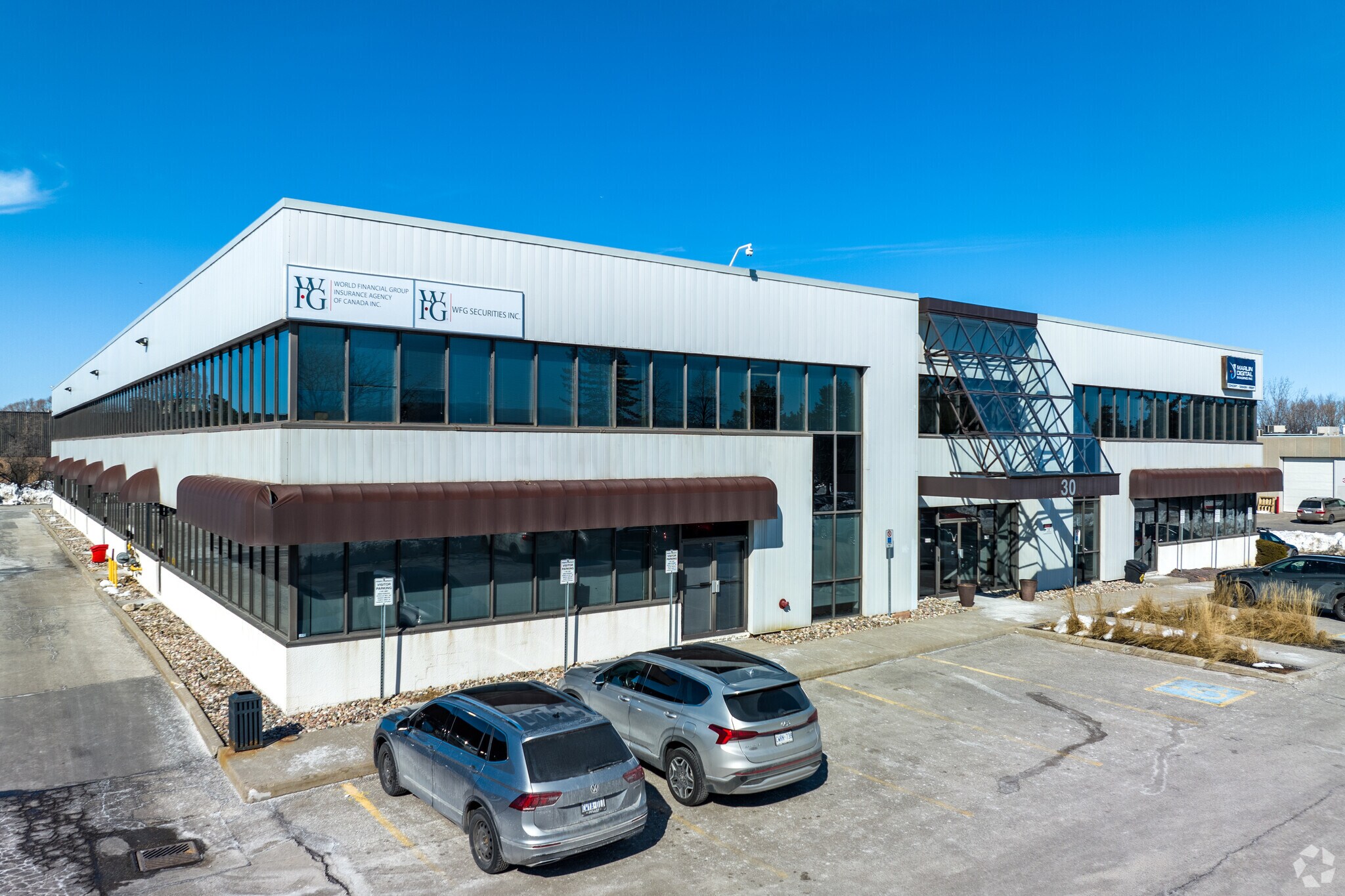 30 E Beaver Creek Rd, Richmond Hill, ON for lease Primary Photo- Image 1 of 9