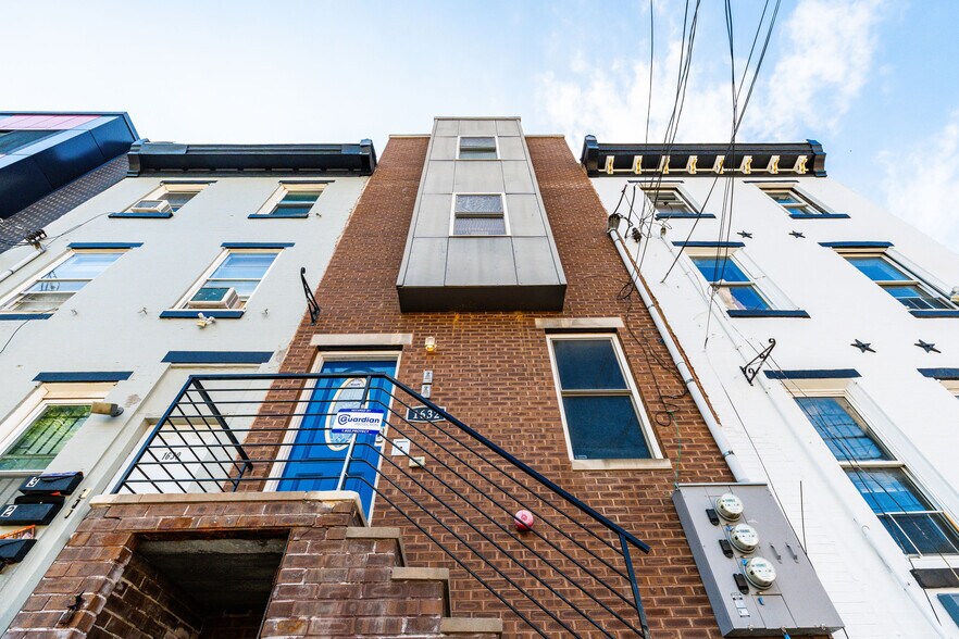 1632 N Sydenham St, Philadelphia, PA for sale - Primary Photo - Image 1 of 16