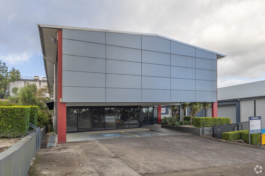 16 Mars Rd, Lane Cove West à louer - Photo du bâtiment - Image 2 de 5
