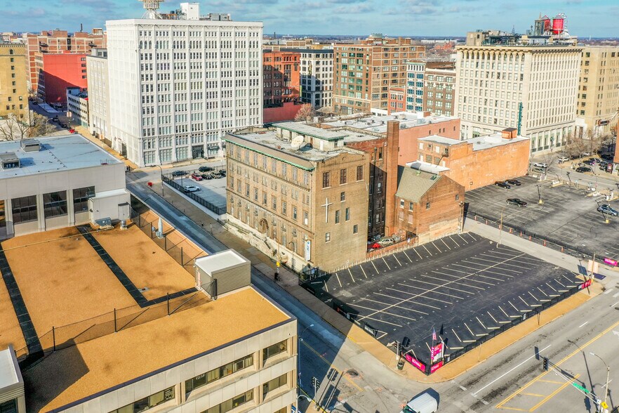 1411 Locust St, Saint Louis, MO à vendre - Photo du bâtiment - Image 2 de 13