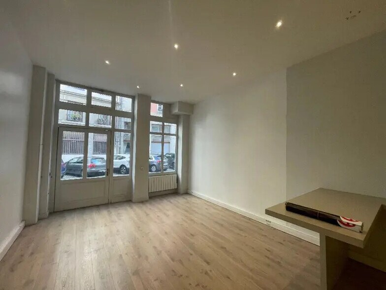 4 Rue Joannès Drevet, Lyon for lease - Interior Photo - Image 3 of 5