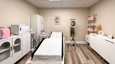 210 Pomeroy Ave, Meriden, CT à louer Photo intérieure- Image 2 de 17