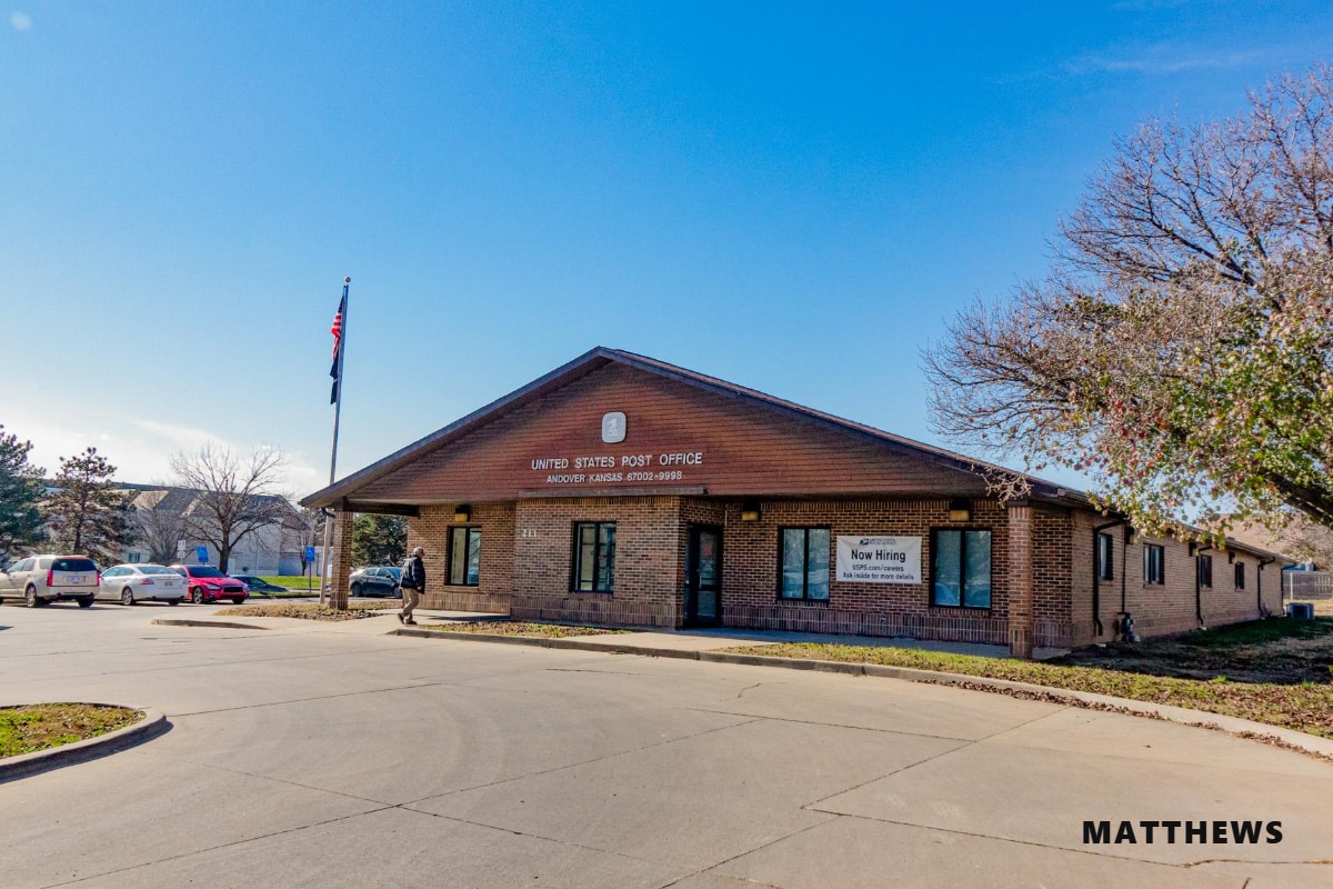 211 N Andover Rd, Andover, KS for sale Primary Photo- Image 1 of 4
