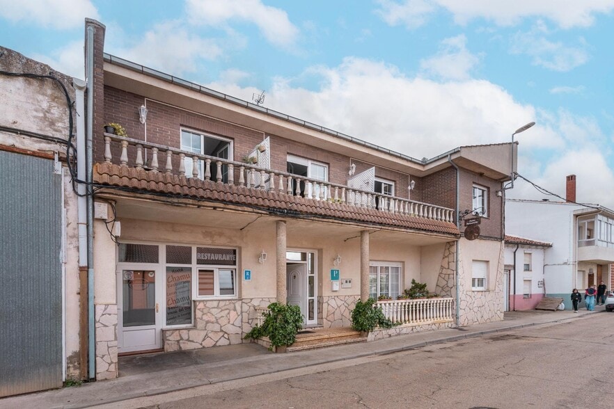 Calle Espolón Abajo, 6, Bercianos del Páramo, León à vendre - Photo du bâtiment - Image 3 de 50