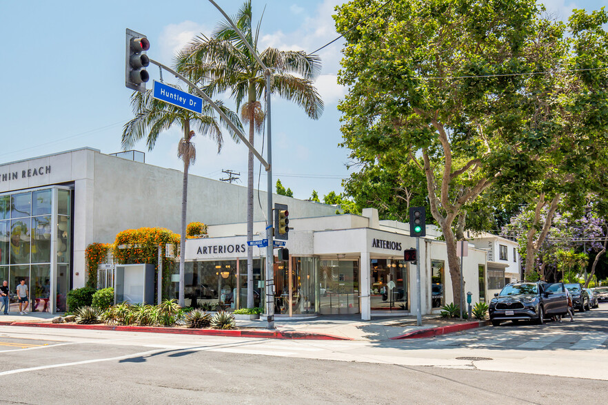 8618-8620 Melrose Ave, Los Angeles, CA for lease - Building Photo - Image 1 of 17