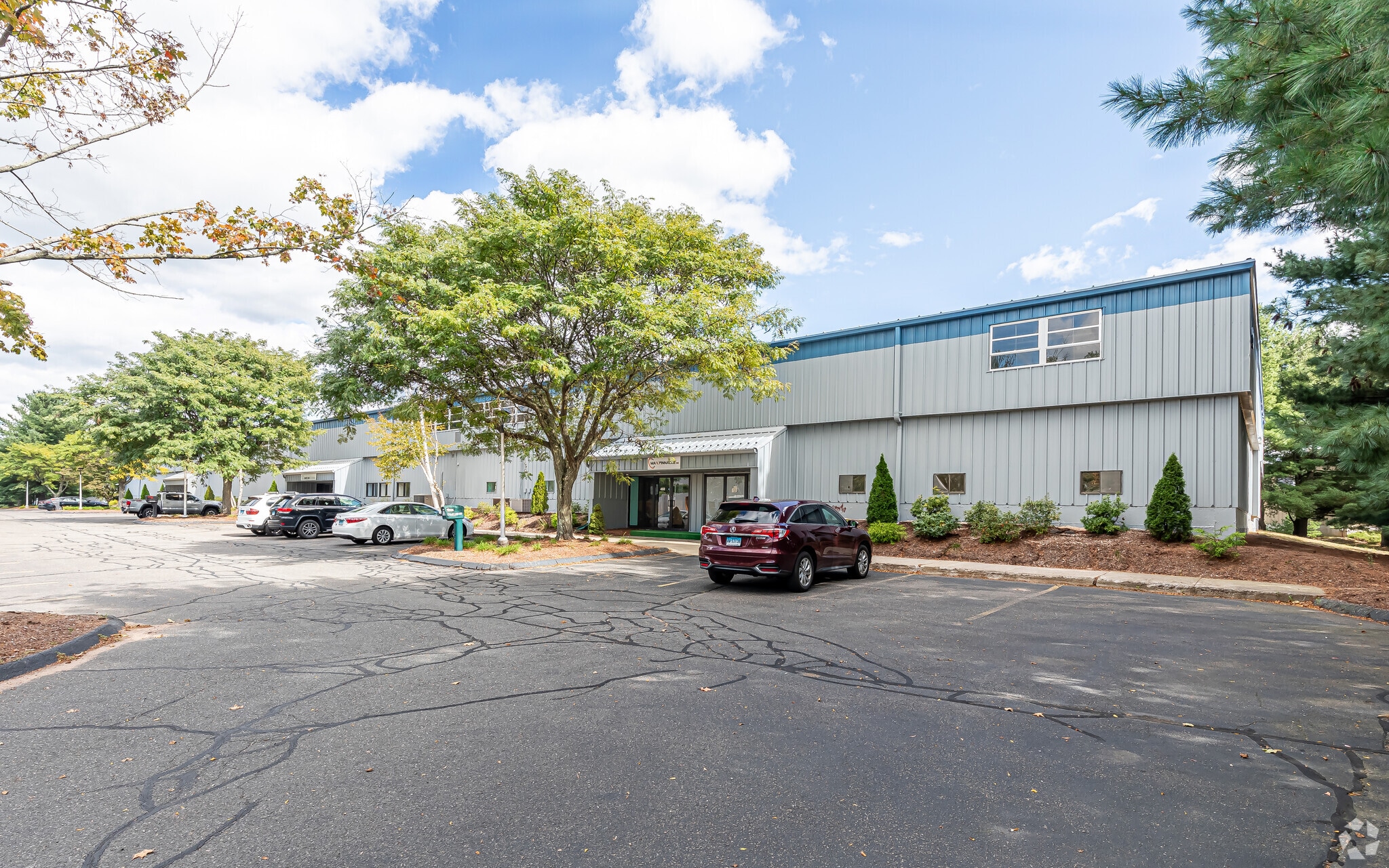 460 Hayden Station Rd, Windsor, CT à louer Photo principale- Image 1 de 7