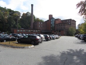 9 Pond Ln, Concord, MA for lease Building Photo- Image 1 of 3