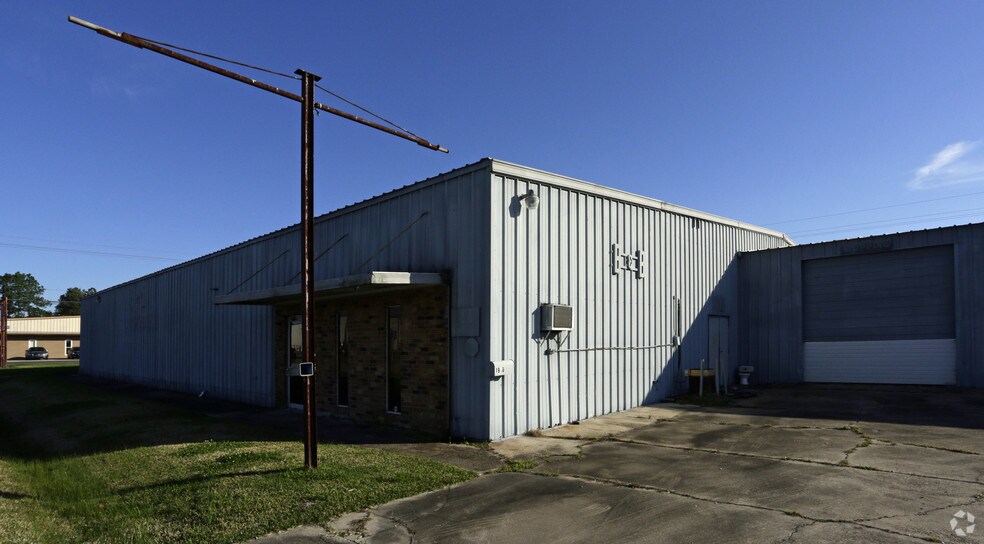 1916 S Philippe Ave, Gonzales, LA à louer - Photo principale - Image 1 de 11