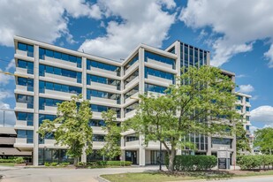 O'Hare Corporate Towers - Convenience Store