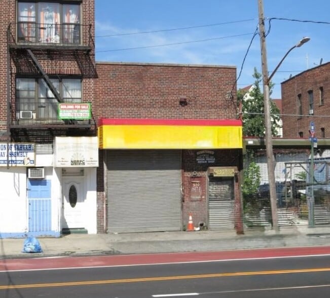 950 Utica Ave, Brooklyn, NY for sale - Building Photo - Image 1 of 3